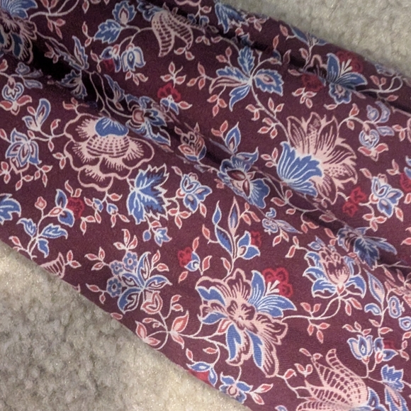 Old Navy Women Burgundy & Cornflower Blue Floral Smocked Bodice Longsleeve Dress - Picture 7 of 9